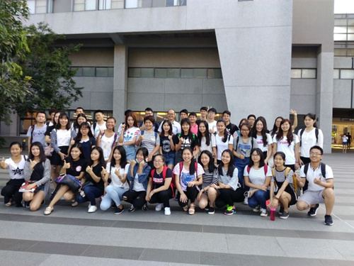 威廉希尔官网赴台东海大学交流