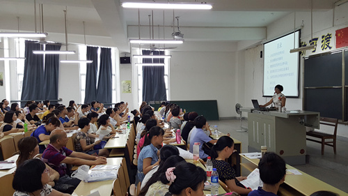 威廉希尔官网联合漳州恒瑞税务师实务所举办
