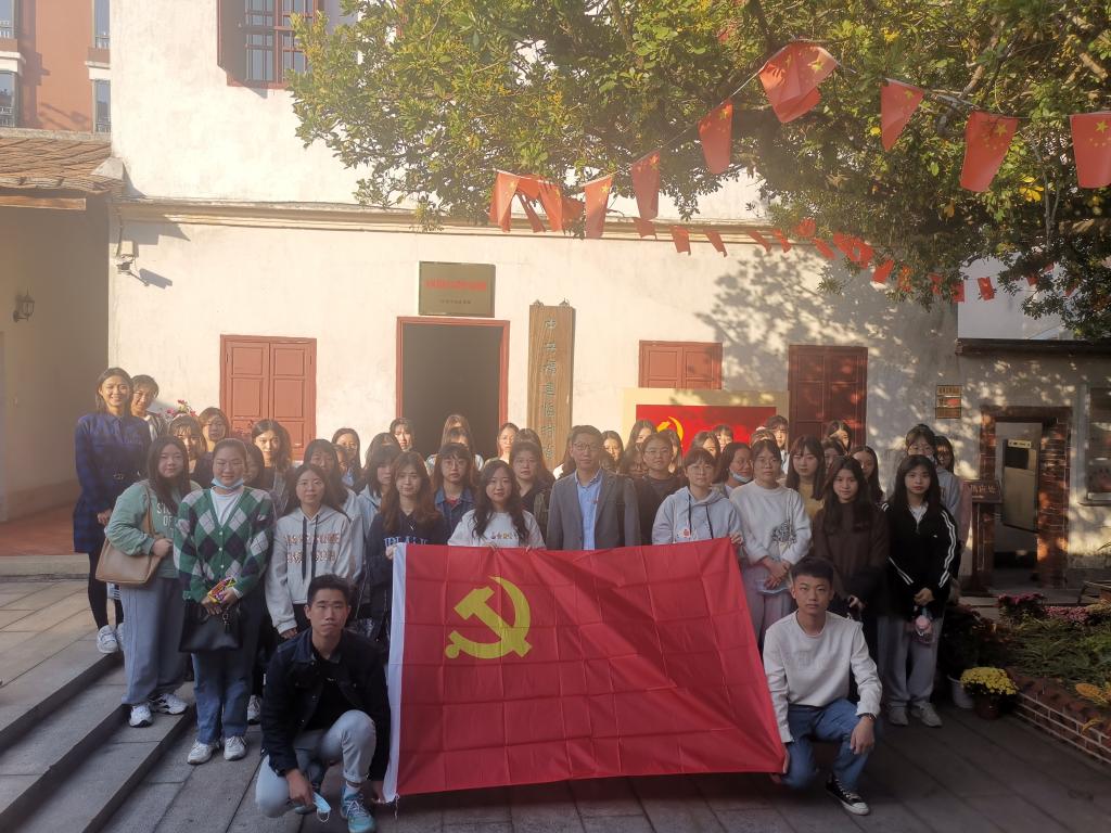 20D85