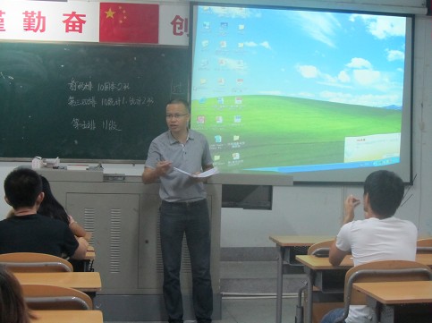 服务师生,党员先行