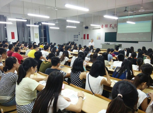 威廉希尔官网“实”字当头践行社会主义核心价值观               ——纪念抗日战争暨世界反法西斯战争胜利70周年