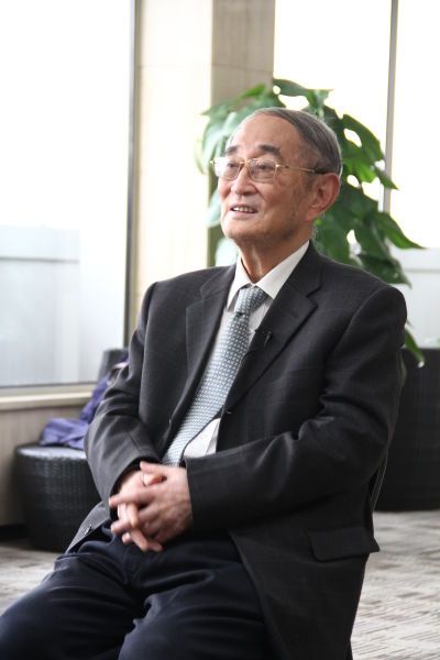 厉以宁详解民企转型提法:说改革怕被误解是要国有化